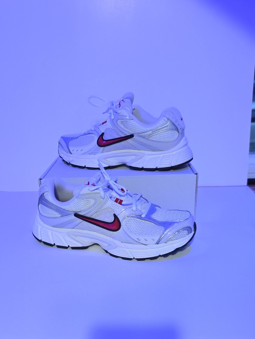 Nike Athletic Sneakers - White/Silver/Red - Excellent Condition